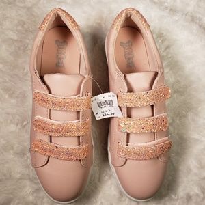 NWT Brash Girls Polly Strap Pink & Glitter Sneaker